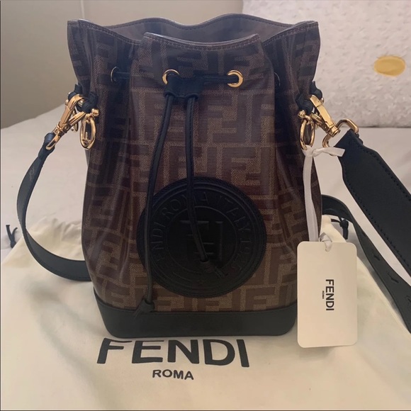Fendi Handbags - 🚫HOLD🚫 FENDI TRESOR BUCKET BAG